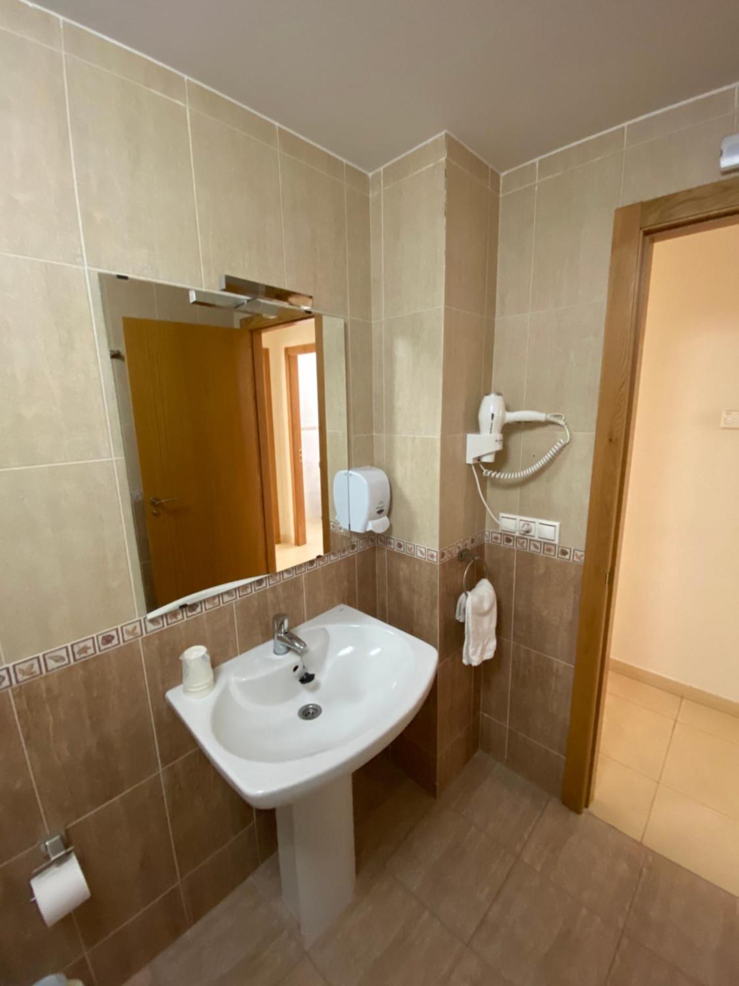 Dpcristal Calvo Sotelo 164, 4C Sarria Eksteriør billede